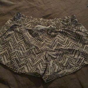 The North Face Medium Women’s Shorts